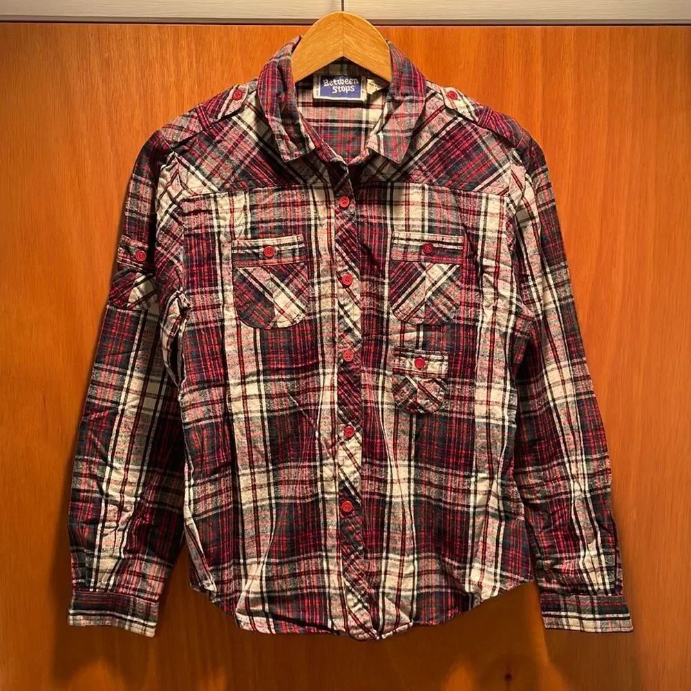 Vintage 70’s Flannel Button-Up w/Cute Extra Pockets!